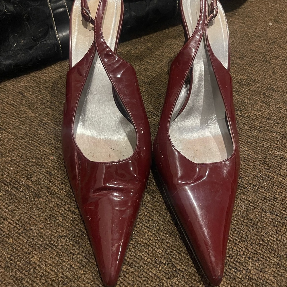 Dolce and gabbana sling back kitten heels red patent leather size 8